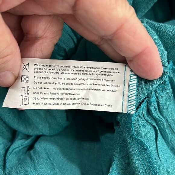 Aolro Ladies Green Hollow out coverup sleeveless NWT size small - Picture 8 of 9